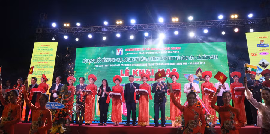 Hội chợ EWEC Đà Nẵng 2019 với hơn 500 gian hàng được trưng bày