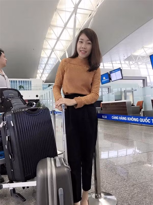 Vừa chia tay, vợ ba kém 11 tuổi của Hiệp gà đã tậu được nhà... 10 tỷ ảnh 8 Vừa chia tay, vợ ba kém 11 tuổi của Hiệp gà đã tậu được nhà mới 10 tỷ