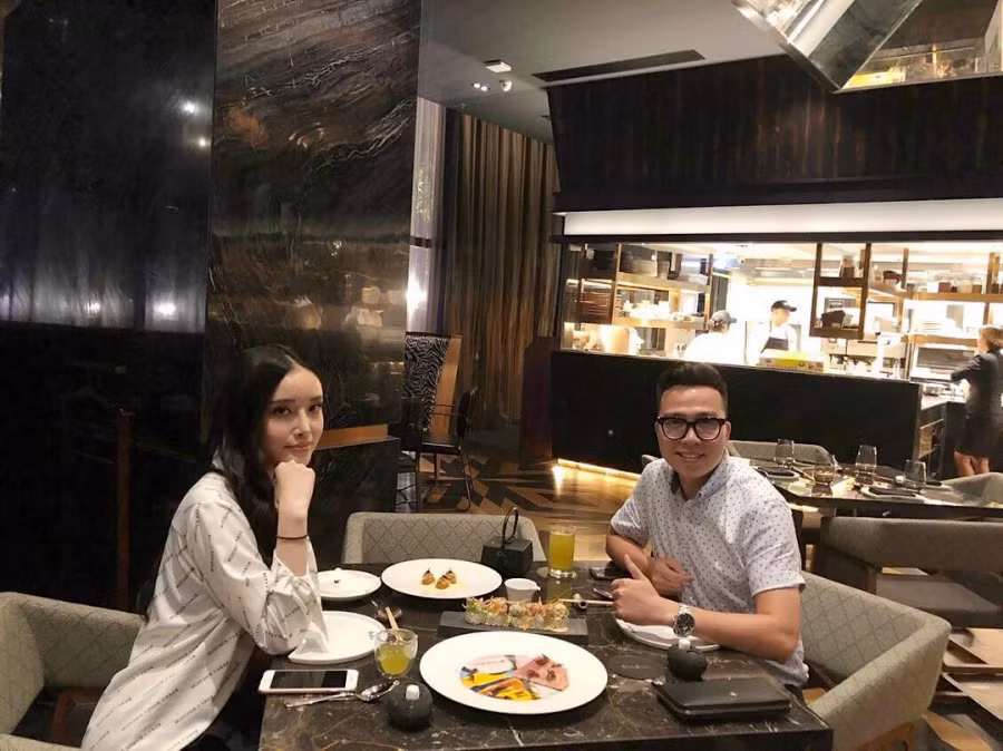 Được biết, Mai Ngọc Phượng đã có người yêu được 4 năm. Họ thường xuyên đi du lịch, tận hưởng cuộc sống. Ngọc Phượng cũng thoải mái chia sẻ những khoảnh khắc ngọt ngào bên bạn trai. 