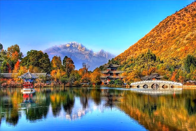 Lạc bước vào Lệ Giang cổ trấn: Tiên cảnh cõi hồng trần ảnh 6 lac buoc vao le giang co tran – tien canh coi hong tran - 7