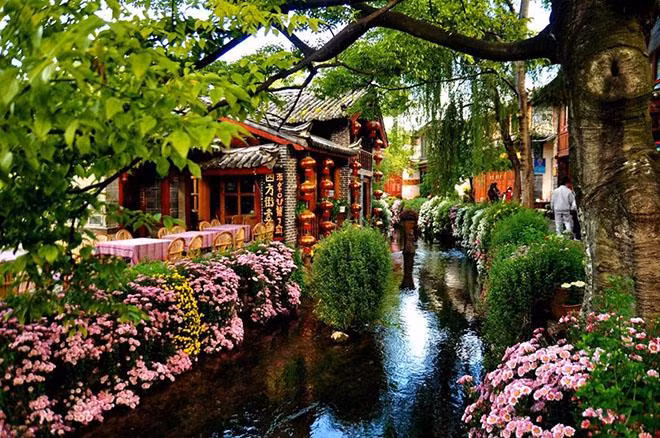 Lạc bước vào Lệ Giang cổ trấn: Tiên cảnh cõi hồng trần ảnh 2 lac buoc vao le giang co tran – tien canh coi hong tran - 3