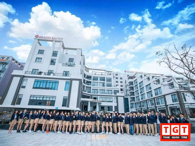 Ảnh kỷ yếu mang tên “The Heirs” cực chất của học sinh THPT ảnh 8 Ảnh kỷ yếu mang tên “The Heirs” cực chất của học sinh THPT ảnh 8