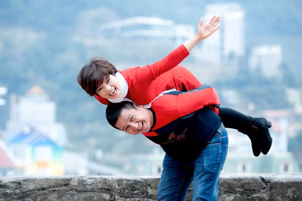 Hành trình hôn nhân hơn 30 năm của Chí Trung, Ngọc Huyền