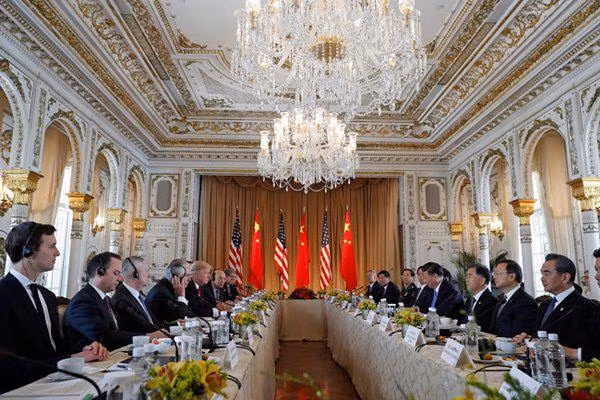 ben trong cau lac bo chi danh cho gioi sieu giau cua tong thong my donald trump - 9