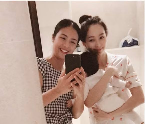 hoi tre dep "van nguoi me", hoa hau 9x thua nhan lam me bim sua luon "dau bu toc roi" - 4