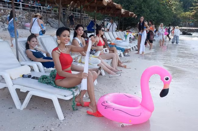 Đây là món "giày hiệu" Hoa hậu H"Hen Niê yêu nhất, giá chỉ 10.000 đồng