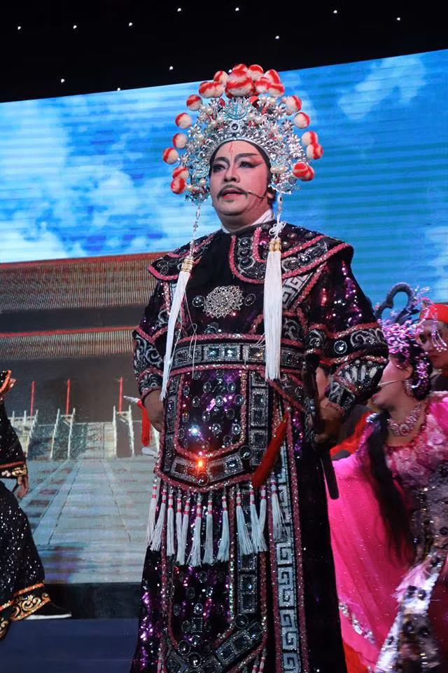 Dương Quốc Huê, Minh Hoà, nghệ sĩ cải lương