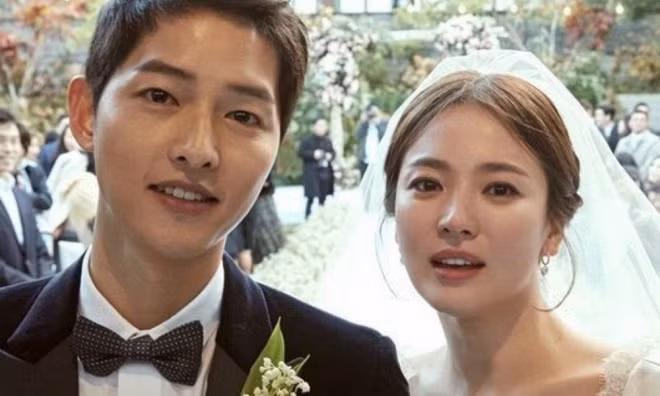 Công ty quản lý chính thức lên tiếng tin đồn Song Hye Kyo và Song Joong Ki ly hôn
