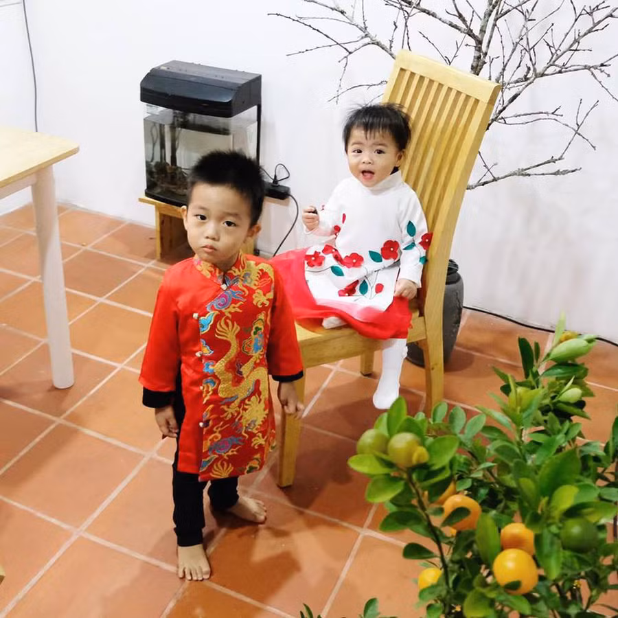 Ngỡ ngàng hội bố mẹ bỉm sữa toàn hotboy, hotgirl ảnh 9 hoi bo me bim sua toan hotboy hotgirl hoi ngo, dan mang lap tuc soi ki diem dac biet - 9