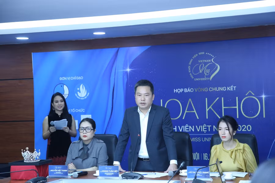 Đại diện BTC trả lời họp báo,