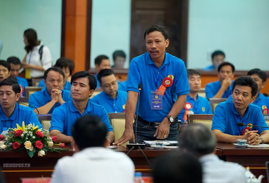Đại diện công nhân tham dự buổi đối thoại. Ảnh: VGP/Quang Hiếu. Đại diện công nhân tham dự buổi đối thoại. Ảnh: VGP/Quang Hiếu.