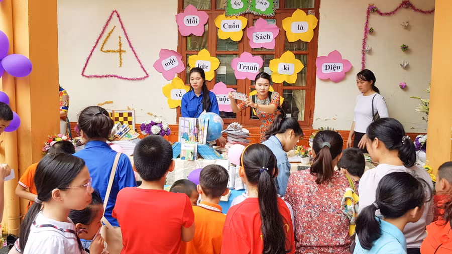 Thư viện thân thiện tại Trường Tiểu học Đồng Thành, Yên Thành, Nghệ An. Ảnh: T.G
