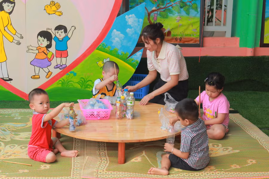 Khi Nghị quyết này được HĐND tỉnh thông qua, năm học tới đây toàn tỉnh sẽ có gần 80.000 trẻ em mầm non không phải đóng học phí.