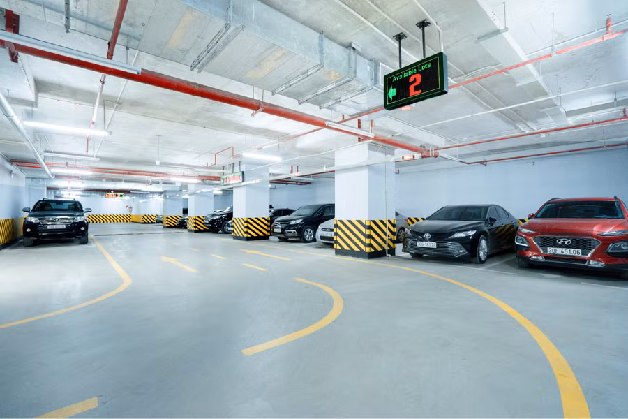 Được áp dụng ở tất cả các dự án của Sunshine Group, bãi đỗ xe thông minh là một trong những tiện ích nổi bật dành cho cư dân. Được áp dụng ở tất cả các dự án của Sunshine Group, bãi đỗ xe thông minh là một trong những tiện ích nổi bật dành cho cư dân.
