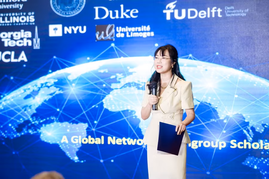TS. Lê Mai Lan - Phó Chủ tịch Vingroup, Chủ tịch Hội đồng Trường Đại học VinUni phát biểu tại Lễ trao học bổng.