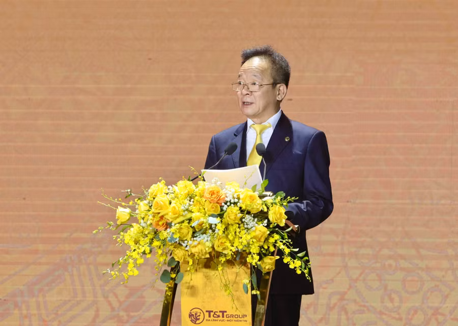 Ông Đỗ Quang Hiển, Nhà sáng lập, Chủ tịch Ủy ban Chiến lược Tập đoàn T&T Group phát biểu Ông Đỗ Quang Hiển, Nhà sáng lập, Chủ tịch Ủy ban Chiến lược Tập đoàn T&T Group phát biểu