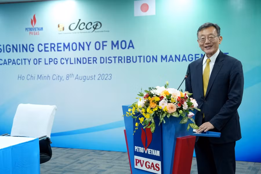 Ông Hitoshi Masuda, Cố vấn đặc biệt của JCCP, thay mặt Lãnh đạo JCCP cam kết hỗ trợ PV GAS trong các lĩnh vực mà doanh nghiệp có thế mạnh. Ông Hitoshi Masuda, Cố vấn đặc biệt của JCCP, thay mặt Lãnh đạo JCCP cam kết hỗ trợ PV GAS trong các lĩnh vực mà doanh nghiệp có thế mạnh.