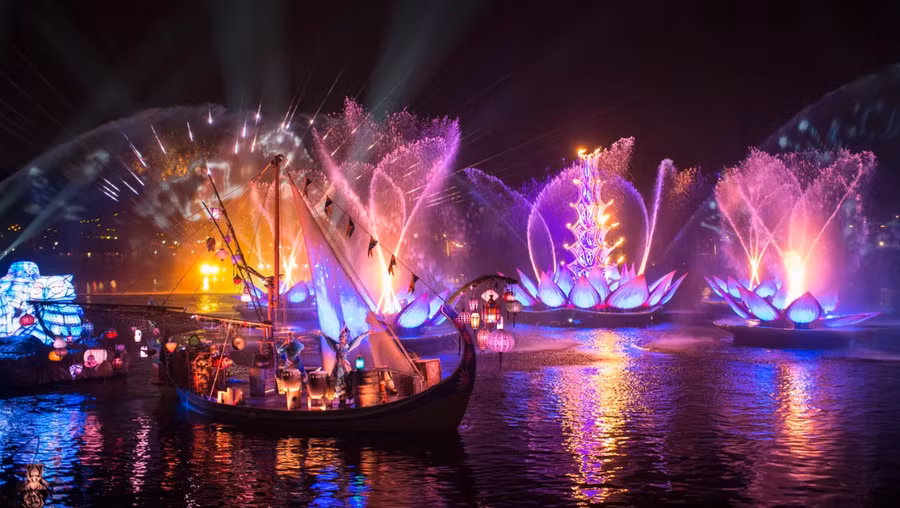 Show diễn “The Grand Voyage – Chuyến hải trình khám phá thương cảng phồn hoa” sẽ là hạt nhân đưa Mega Grand World thành “điểm đến không ngủ”. Show diễn “The Grand Voyage – Chuyến hải trình khám phá thương cảng phồn hoa” sẽ là hạt nhân đưa Mega Grand World thành “điểm đến không ngủ”.