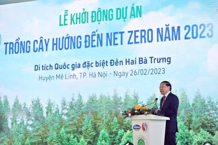 Thứ trưởng Bộ Tài nguyên &amp;Môi trường Lê Công Thành phát biểu khởi động dự án trồng cây hướng đến Net Zero