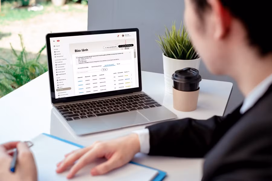 Techcombank ra mắt tính năng sửa đổi bảo lãnh online trên ngân hàng số
