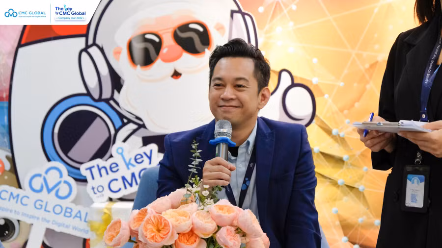 Anh Nguyễn Trần Phương – Giám đốc sản xuất của khối G3, thị trường Châu Á – Thái Bình Dương - CMC Global trong talkshow với sinh viên Trường Đại học CMC