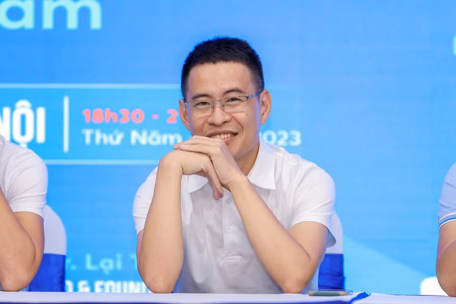 Ông Nguyễn Xuân Bách – CEO Công ty Cổ phần Công nghệ Giáo dục Gitiho Việt Nam trong buổi hội thảo do Repu &amp; Lark tổ chức tại Hà Nội.