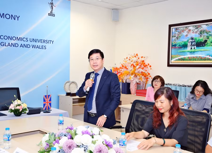 GS.TS Nguyễn Hữu Ánh, Viện trưởng Viện Kế toán – Kiểm toán phát biểu tại sự kiện