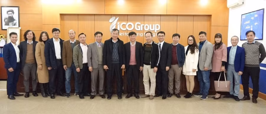 Lãnh đạo Trường Đại học Kỹ thuật Công nghiệp thăm và làm việc với doanh nghiệp