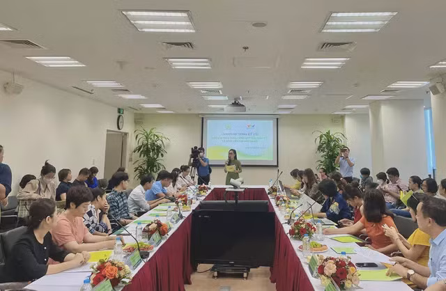 Quang cảnh buổi lễ ký thỏa thuận. Quang cảnh buổi lễ ký thỏa thuận.