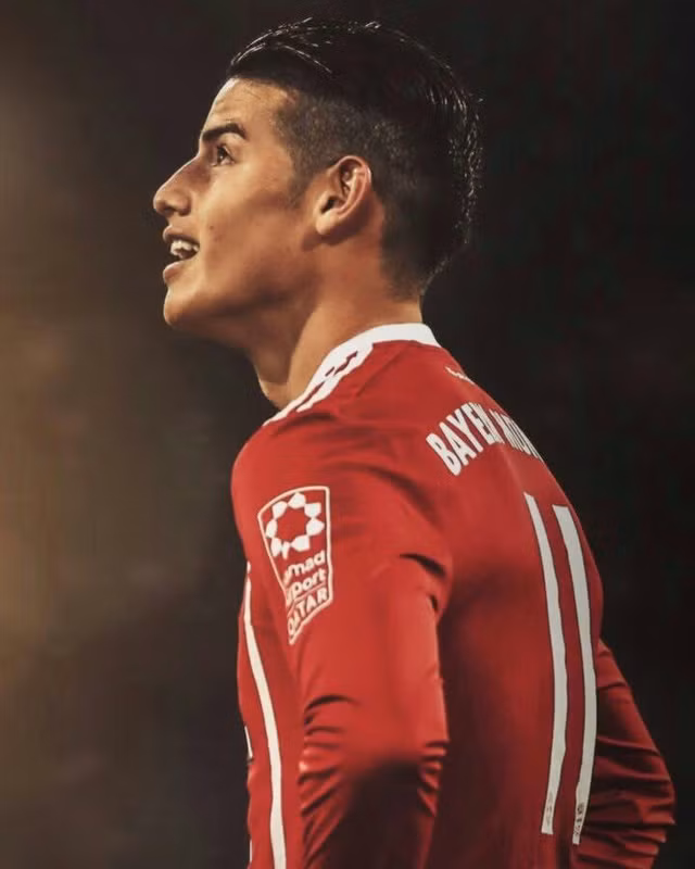Ngắm không hết trai đẹp ở World Cup 2018, thêm chàng tiền vệ Colombia khiến chị em ngẩn ngơ ảnh 10