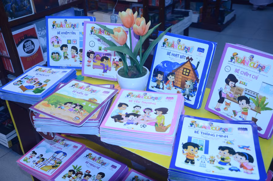 Bộ sách Tuần của bé