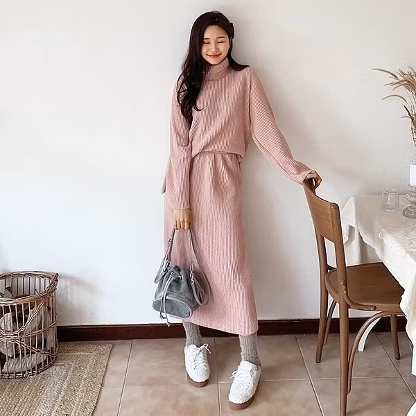 Gợi ý màu sắc trang phục giúp hút tài lộc trong năm mới ảnh 2 Empty