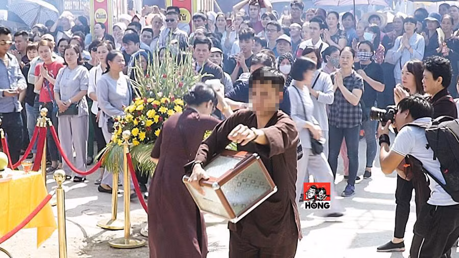 sot sang giup viec chua, nam thanh nien om hom cong duc mat tich hinh anh 1