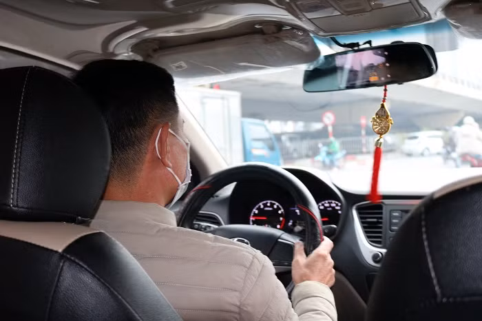 Nghề lái taxi giữa đại dịch corona