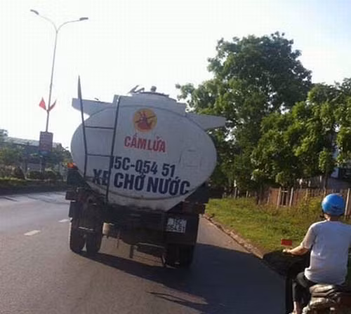 Xe chở nước cấm lửa? 10-anh-hai-hot-nhat-facebook-trong-ngay-8