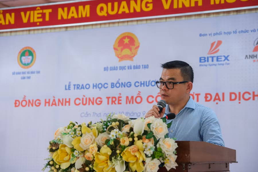 Ông Nguyễn Đắc Lực - Thành viên HĐQT, Phó Tổng giám đốc Công ty BITEX phát biểu tại buổi lễ.