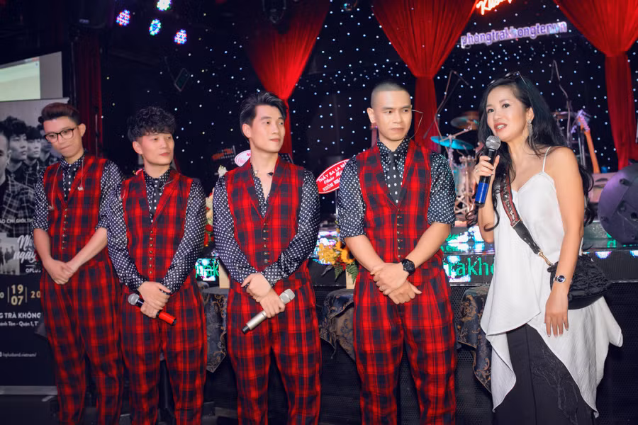 LINH9434 LINH9434
