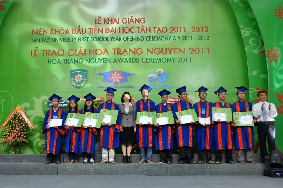“Một cánh én sao có thể làm nên mùa Xuân…”