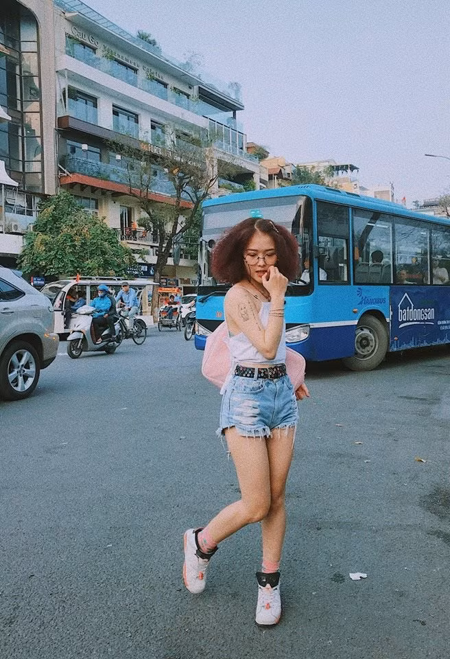 Nữ sinh ĐH Thăng Long đa tài và sở hữu phong cách thời trang cực “chất” ảnh 6