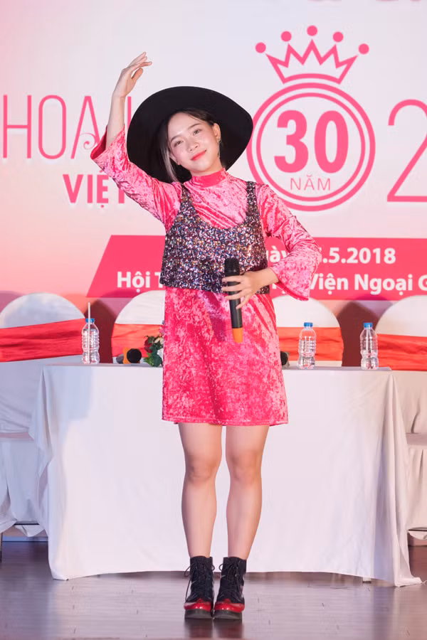 Á hậu Huyền My - 6