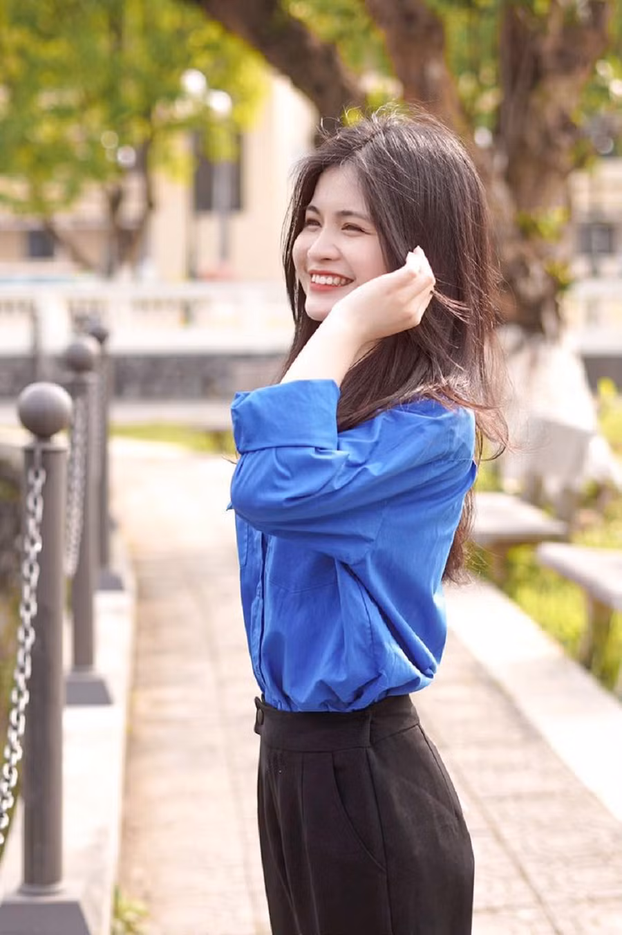 Nữ sinh Cao Bằng hiện đang là sinh viên khoa Ngữ văn trường Đại học Sư phạm (ĐH Thái Nguyên).