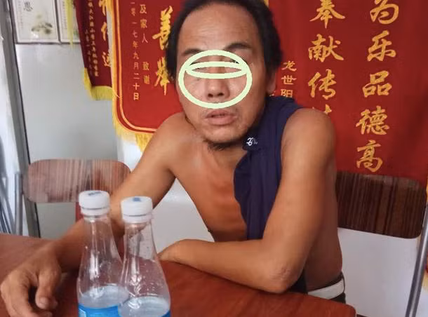 Bỏ nhà đi 28 năm quay lại bỗng chốc giàu có nhưng người đàn ông mất đi thứ quý giá nhất ảnh 4 Bỏ nhà đi 28 năm quay lại bỗng chốc giàu có nhưng người đàn ông mất đi thứ quý giá nhất 4