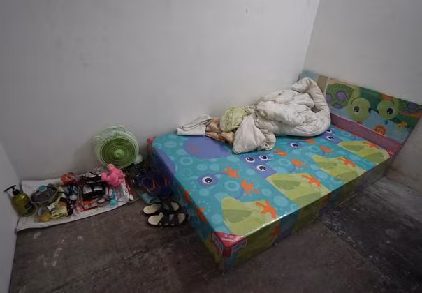 Bỏ nhà đi 28 năm quay lại bỗng chốc giàu có nhưng người đàn ông mất đi thứ quý giá nhất ảnh 3 Bỏ nhà đi 28 năm quay lại bỗng chốc giàu có nhưng người đàn ông mất đi thứ quý giá nhất 3