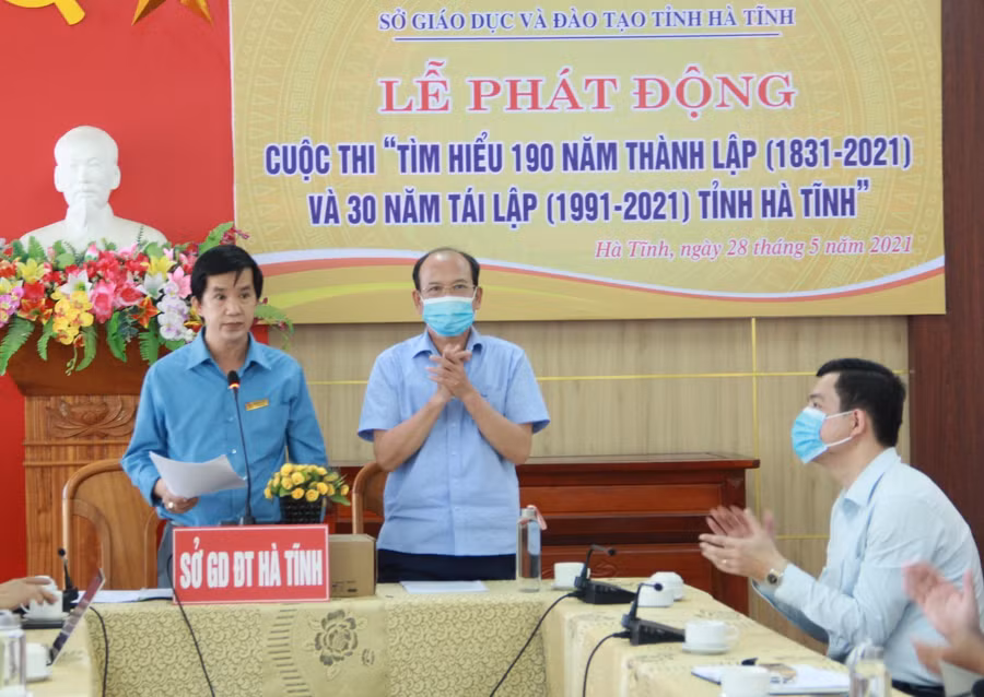 Lễ phát động cuộc thi trong toàn ngành giáo dục bằng hình thức trực tuyến.