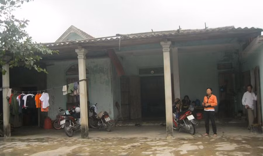 Bà cụ mù mắt sáng trở lại - Hình 3