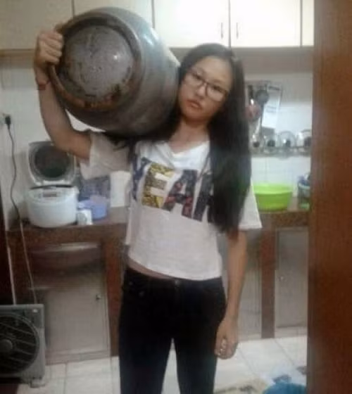 Không có đàn ông cũng chẳng sao.