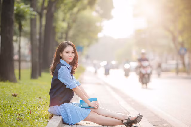 Nụ cười đẹp tựa nắng thu của nữ sinh Hà thành ảnh 4