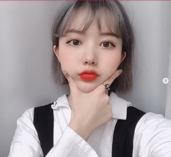 Loạt màu tóc sương sương cho làn da phát sáng, nổi bần bật trong năm mới