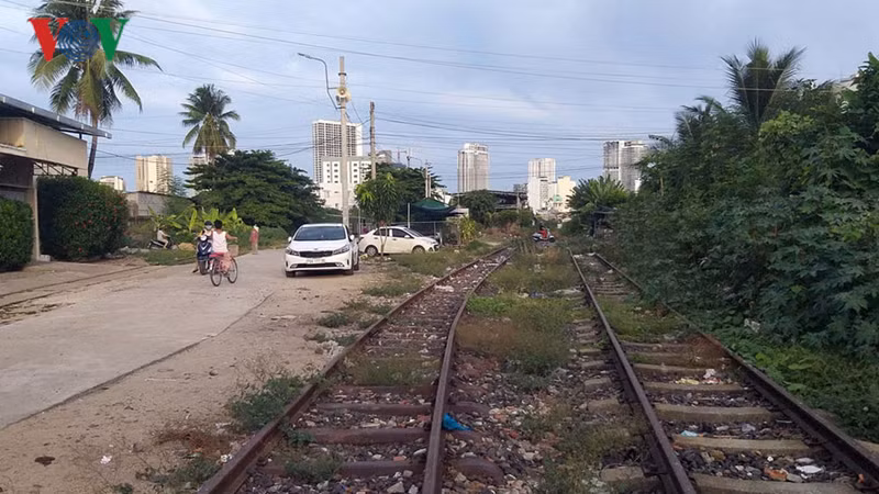 khanh hoa de xuat di doi ga nha trang hinh 5