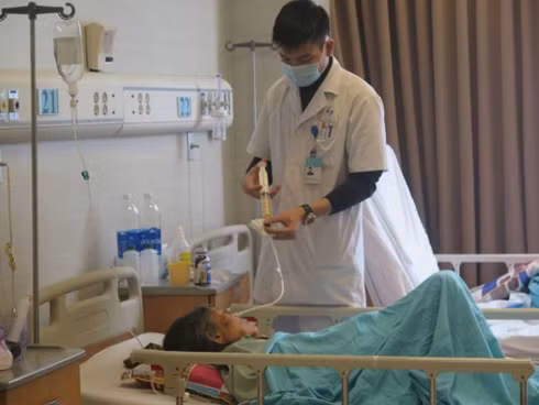 tăng giá dịch vụ y tế có là cú hích tăng chất lượng dịch vụ? hình 1 tang gia dich vu y te co la cu hich tang chat luong dich vu? hinh 1